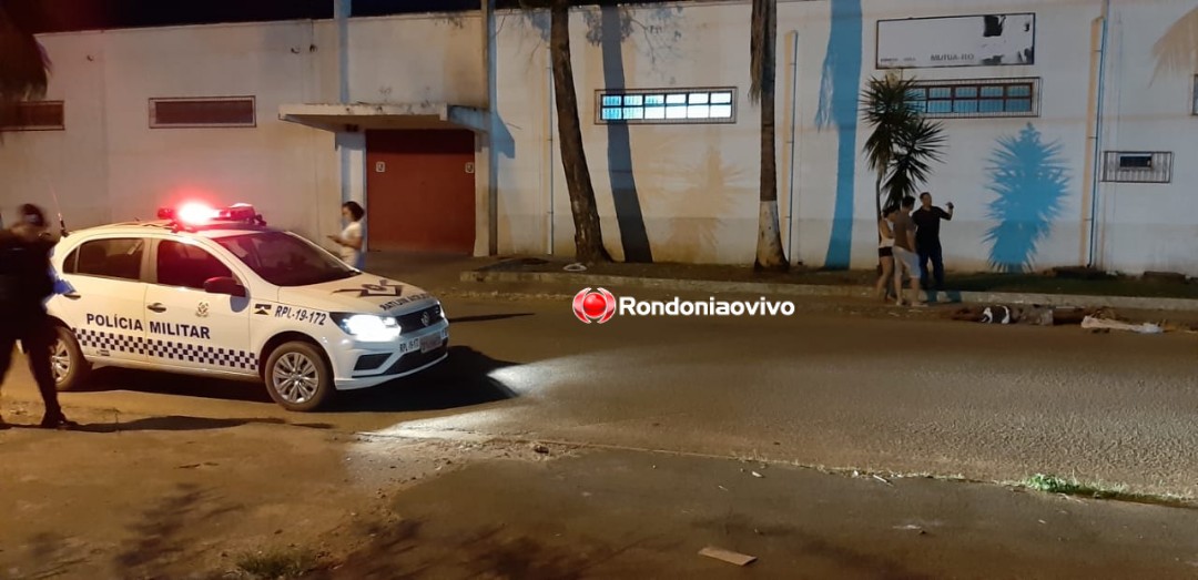 MISTÉRIO: Polícia é acionada após população encontrar homem morto na rua