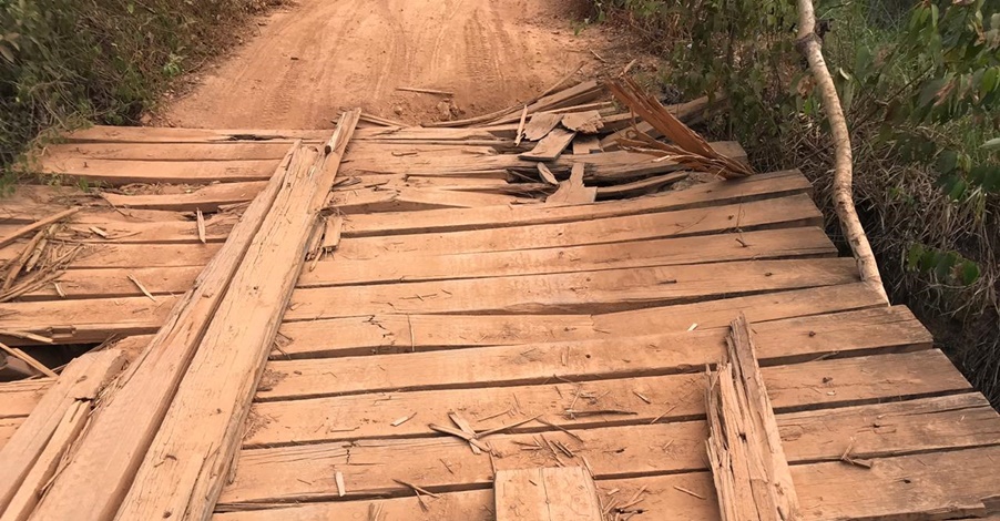 PEDIDO DE PASTOR SANDRO: Semagric vai recuperar ponte na Linha PV-8 com instalação de tubo Armco