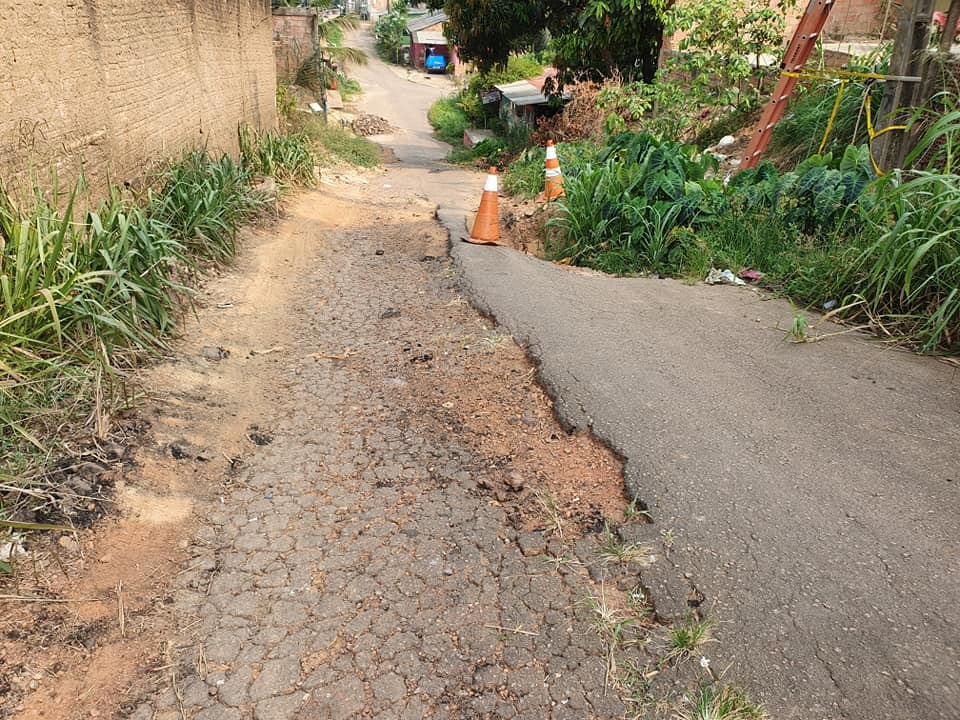 ABANDONADOS: Moradores do Nacional pedem a Prefeitura de Porto Velho o fim da buraqueira