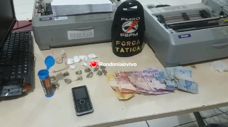 TRAFICANDO: Força Tática flagra adolescente vendendo skunk e cocaína