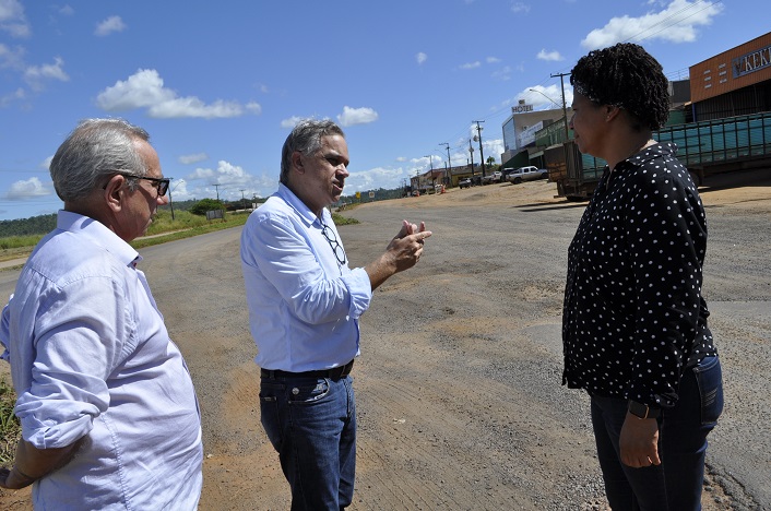 OBRAS PARADAS: Geraldo da Rondônia busca empenho na retomada das obras das pistas laterais da BR-364