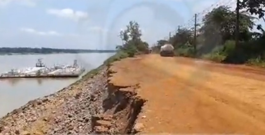 PERIGO: Desbarrancamento no rio Madeira coloca em risco estrada do Belmont