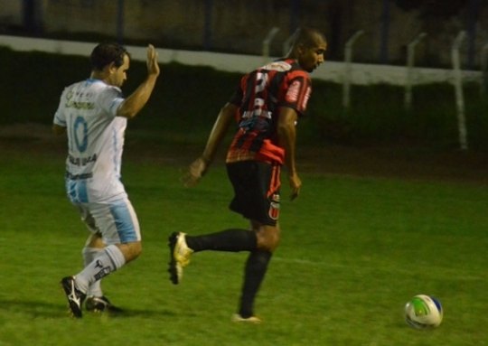 Ji-Paraná e Real Ariquemes ficam no empate em 1 a 1