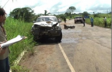 JARU - Buracos na pista causa acidente com vítima fatal - Fotos 