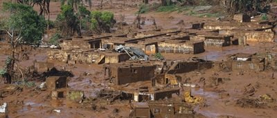 Justiça suspende licença da Samarco em Mariana
