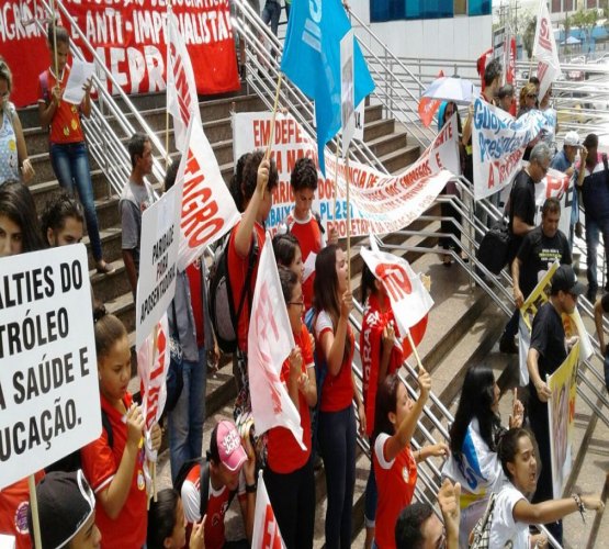 Dia de greve geral nacional tem protestos em Porto Velho