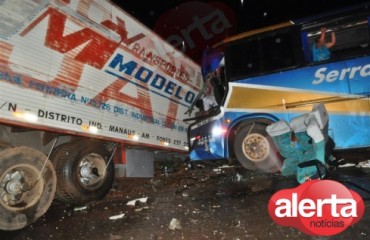 BR 364 - Acidente deixa 9 mortos e 22 feridos a 2 KM do posto da PRF - FOTOS