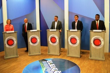 ELEIÇÕES 2014 – Na reta final de campanha candidatos ao governo se enfrentam em mais um debate na capital