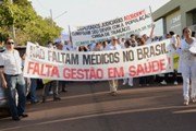 Governo ameaça recorrer à Justiça contra conselhos de medicina