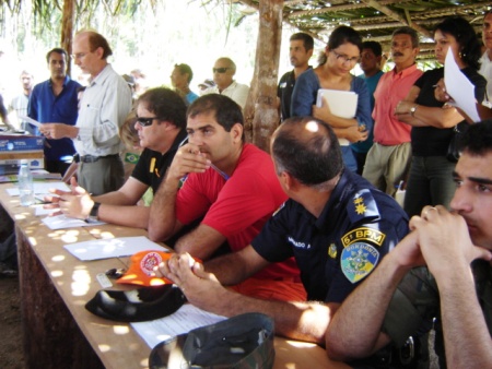 Sesdec presta esclarecimentos para acampados durante audiência pública na fazenda Urupá