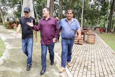 Maurão visita Parque do Bosque em Ouro Preto e elogia gestão municipal