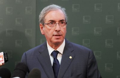 Suíça diz que devolverá dinheiro de Cunha se ele for condenado