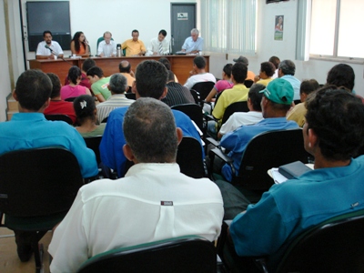 Manifestantes permanecem na sede do Incra até sexta-feira 