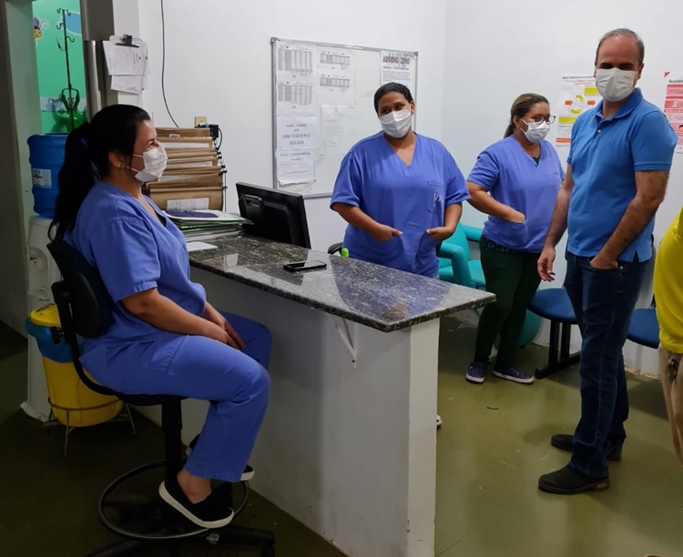 PONTA DO ABUNÃ: Alan Queiroz conhece as estruturas do hospital regional e promete cobrar melhorias