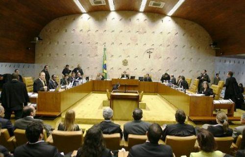 STF suspende parte da Lei da Imprensa em favor de pedido do PDT