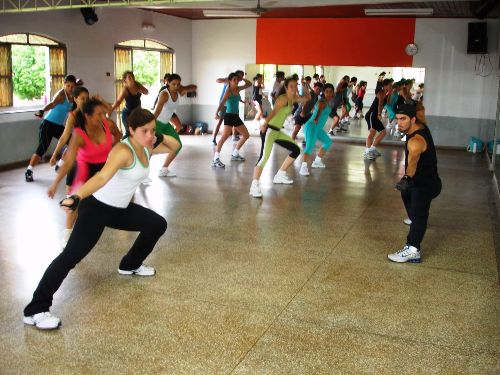 Academia de Cacoal implanta com sucesso aulas de “Body Combat”