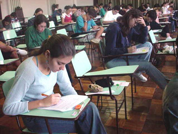 Serviço voluntariado realiza curso pré-vestibular comunitário em Porto Velho