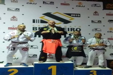 Sem patrocínio rondoniense sagra-se campeão nacional de Jiu-jitsu