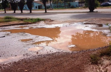 CENA CIDADE II – Buraqueira deixa moradores do setor Industrial revoltados