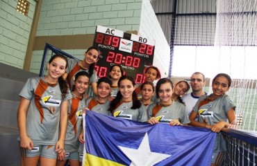 Handebol feminino de Rondônia vence equipe do Acre nas Olimpíadas Escolares