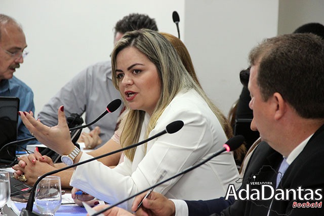 'CAOS': Vereadora Ada Dantas participa de audiência para debater saúde no município