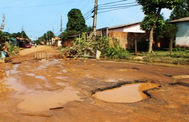 FELIZ NATAL ROBERTO SOBRINHO – Moradores da zona Sul clamam por saneamento básico – FOTOS