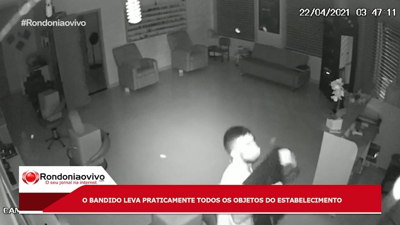 VÍDEO: Ladrão é flagrado praticando arrastão em salão de beleza