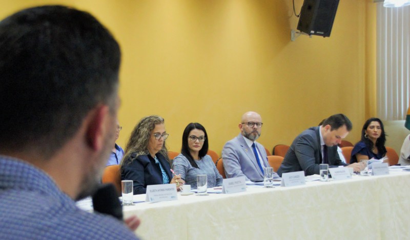 EVENTO: Professor Aleks Palitot participa de encontro de Educação