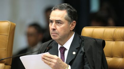 Barroso nega pedido de Temer para arquivar investigações