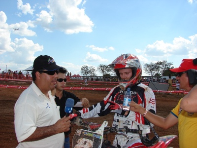 Confira álbum de fotos da 1ª Bateria do Latino de Motocross em Espigão