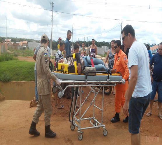 Motoqueiro se envolve em colisão e foge sem prestar socorro a vítima