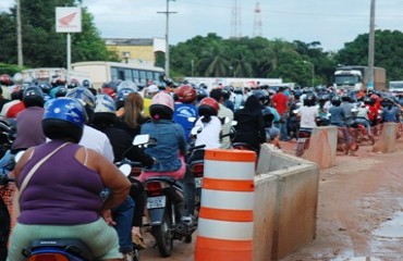 Ponte sobre rio Machado pode ter trânsito interrompido até conclusão de obra