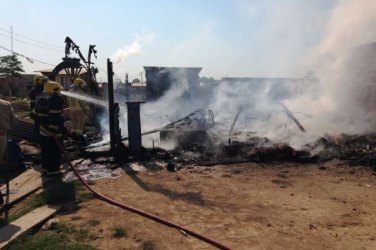 INSANO - Ex-presidiário foge após incendiar a casa da mãe