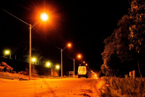 Prefeitura conclui iluminação na Linha 94 e no Setor Capelasso 