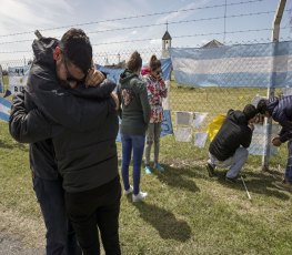 Última mensagem de submarino desaparecido falava em entrada de água e curto-circuito