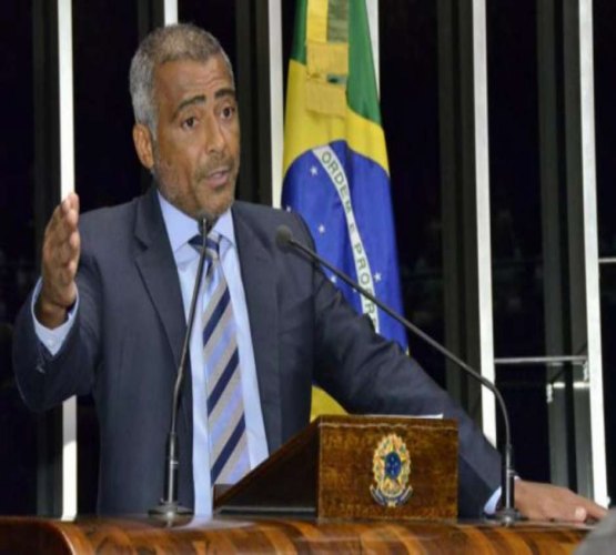 Romário pede que STJD abra inquérito contra cúpula da CBF