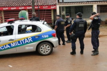 Confusão entre casal acaba na Central de polícia