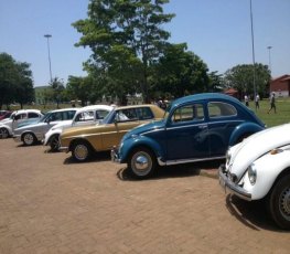 Exposição de carros antigos na Madeira-Mamoré neste domingo, 1º