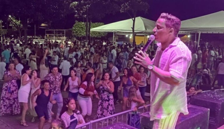 SUCESSO: Théo Campelo lança projeto audiovisual gravado em Interlagos