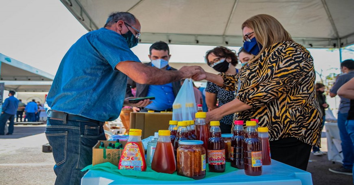 FORTALECIMENTO: Mais de 20 produtores participaram da Feira da Agroindústria