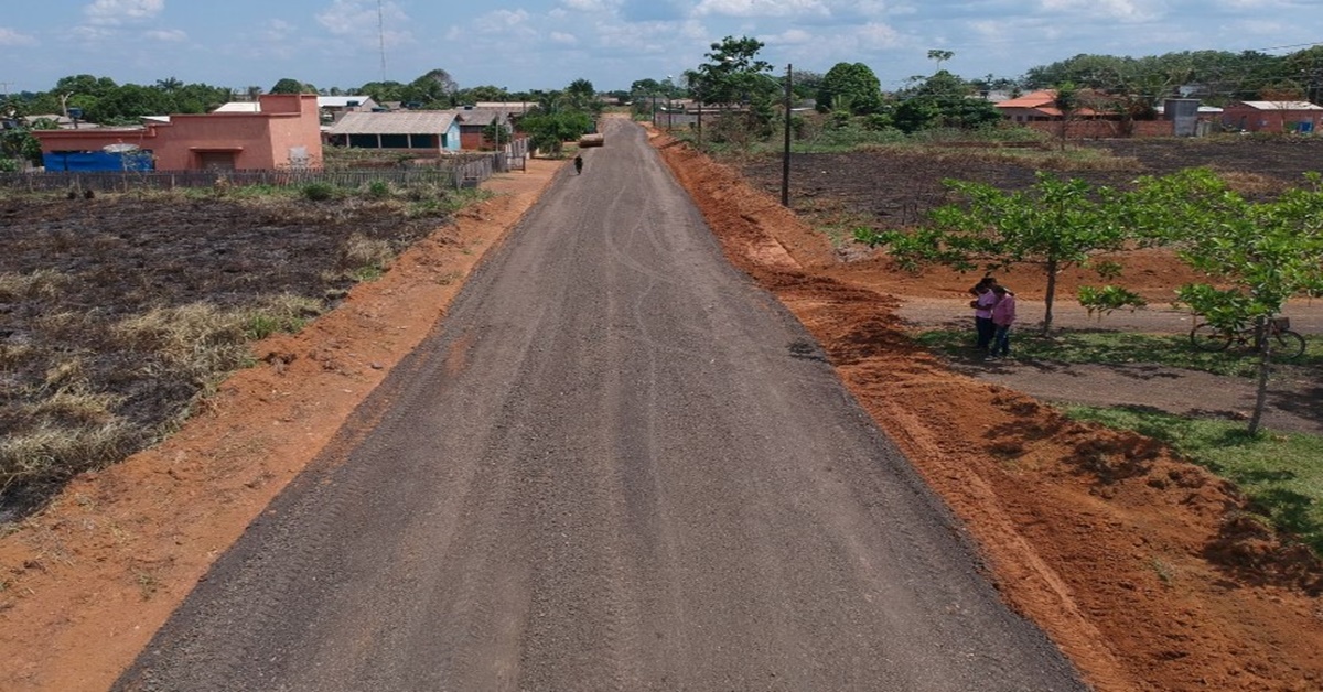 MELHORIAS: Recuperações de estradas na zona rural e distritos são intensificadas