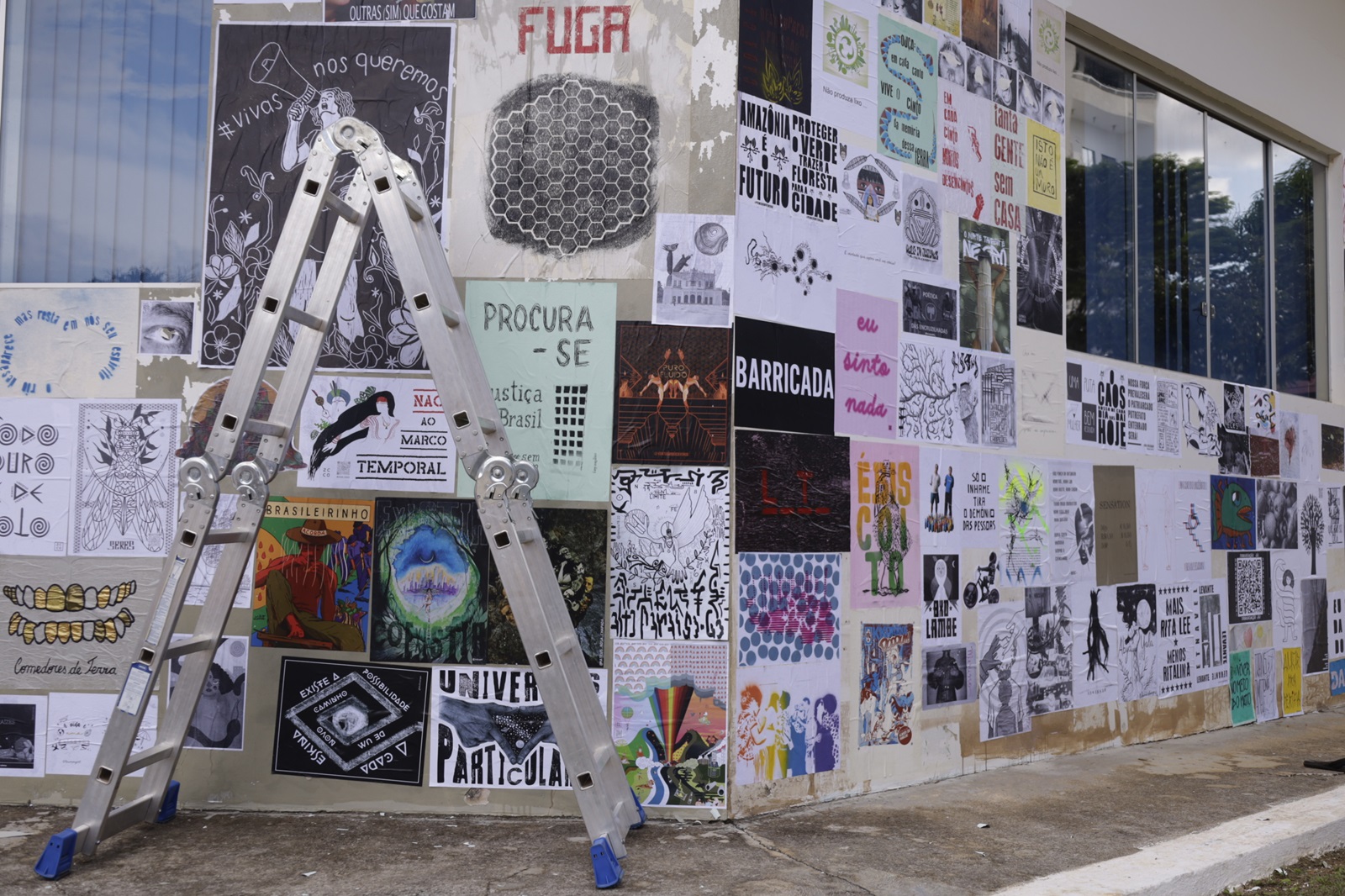 CIRCUITO GRUDE: Artistas e produtores culturais fazem colagem de obras na Biblioteca Monteiro Lobato