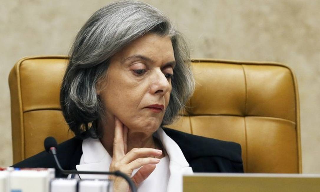 RECOLHIMENTO FACULTATIVO: Cármen Lúcia suspende decisão que autorizava desconto sindical em folha