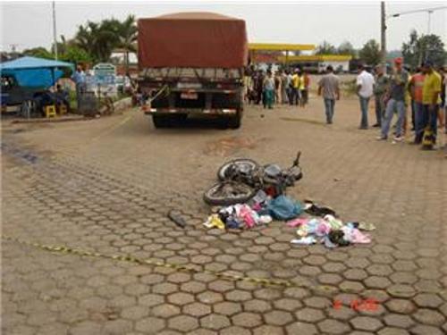 Carreta esmaga mulher em  Ouro Preto