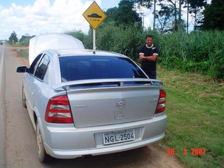 Carro clonado é apreendido pela polícia ao tentar passar por fiscalização