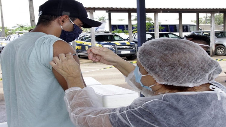 IMUNIZAÇÃO: Governo distribui 11.990 doses de vacinas contra Influenza A