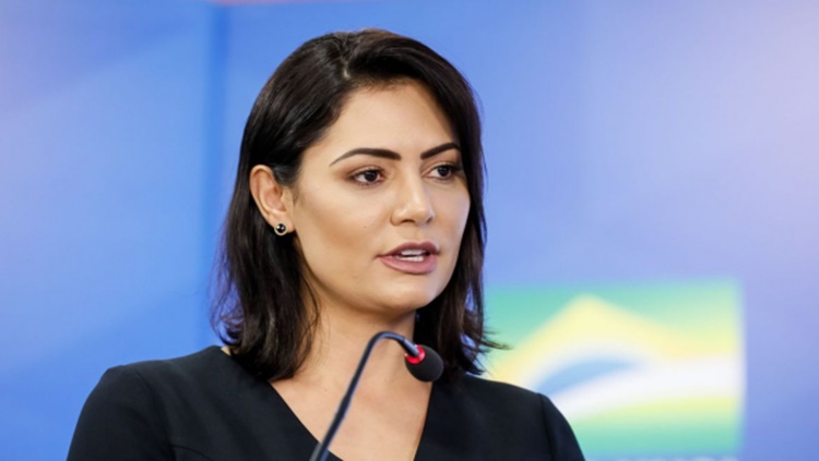 INVASÃO: Hackers vazam ilegalmente supostos dados de Michelle Bolsonaro