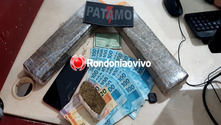 INDO ENTREGAR: Batalhão de Choque prende motociclista com dois quilos de maconha