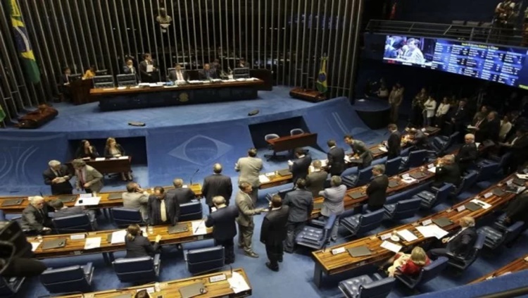 FUNCIONALISMO: Reforma administrativa só deve avançar em 2021 no Congresso