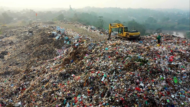 POLUIÇÃO: Capital e mais oito cidades de RO insistem em lixões à céu aberto